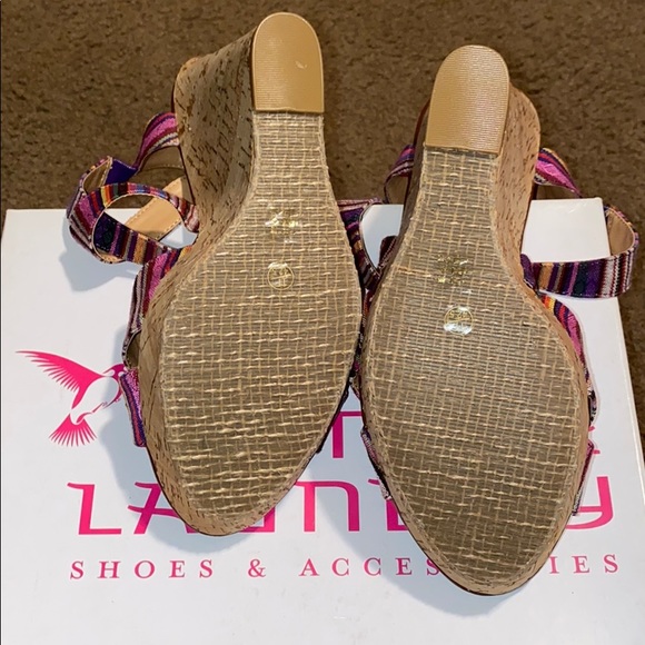 SIZE 11 Chinese Laundry Wedge Heels - Picture 2 of 6